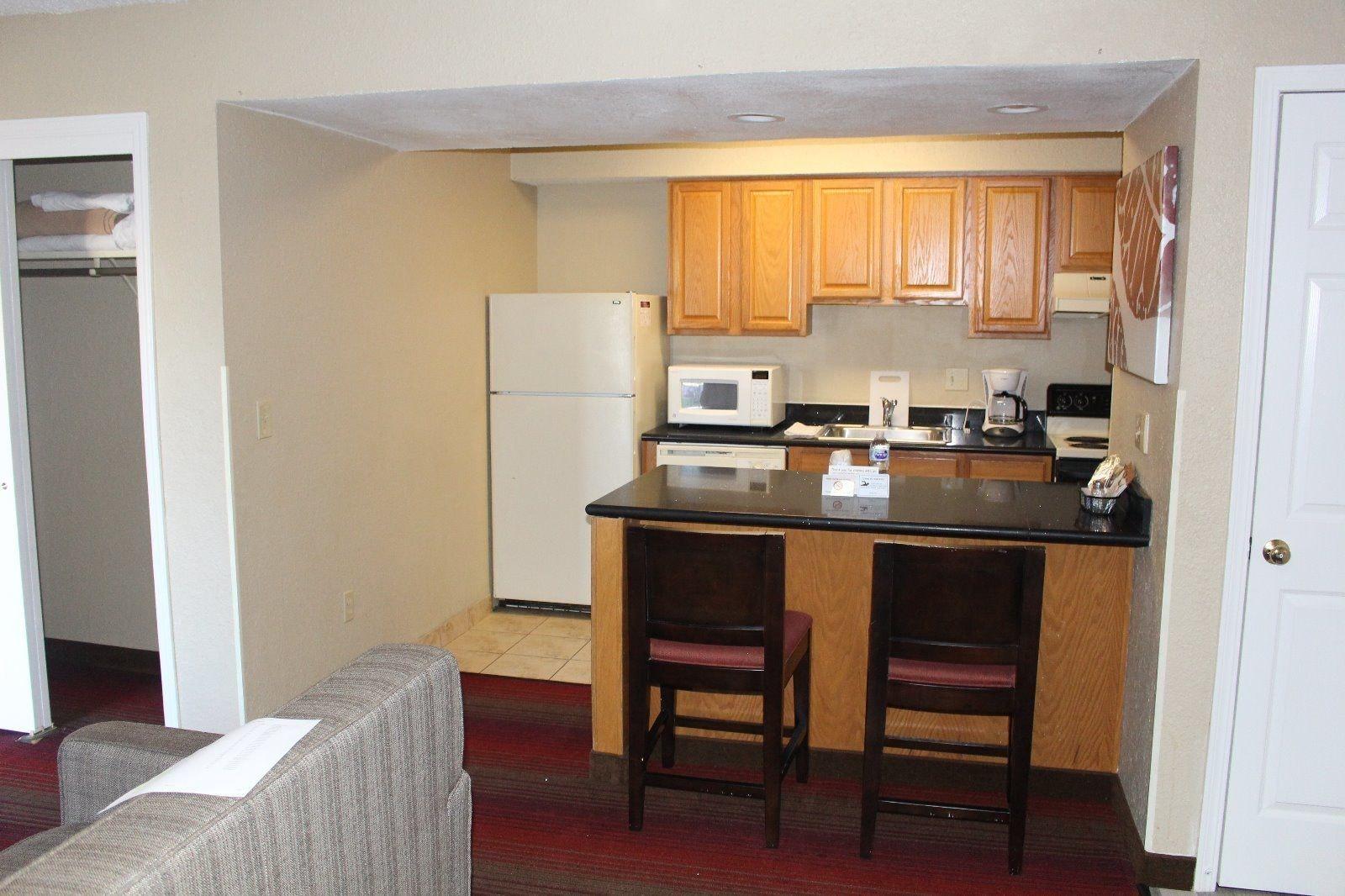 Hawthorn Extended Stay By Wyndham Уичита Экстерьер фото