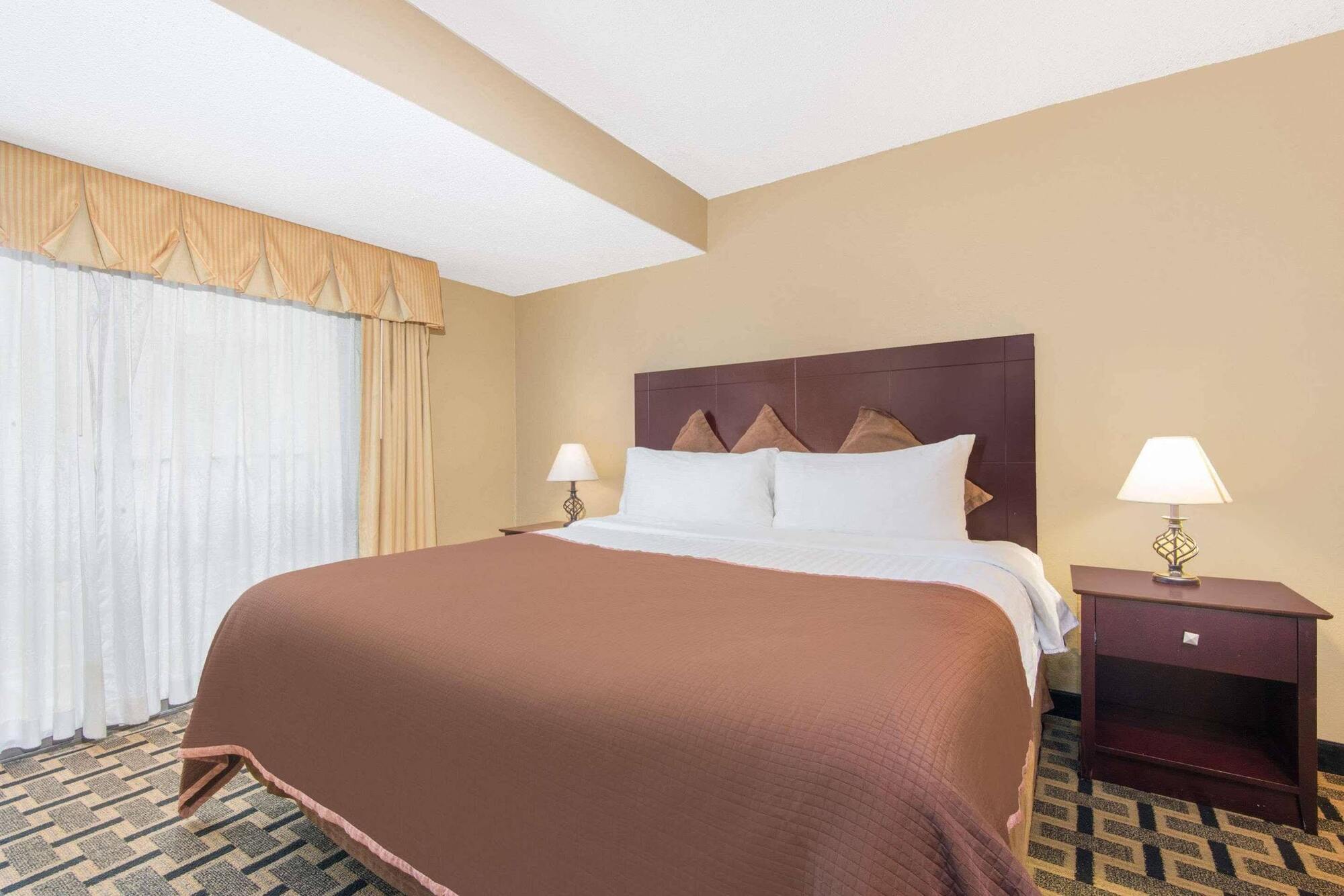 Hawthorn Extended Stay By Wyndham Уичита Экстерьер фото